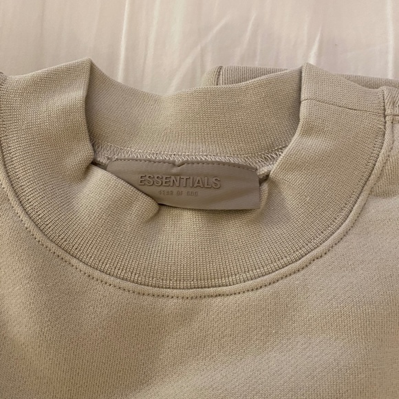 NWT Essentials (Fear of God) Relaxed Crewneck | Wheat - Picture 4 of 7